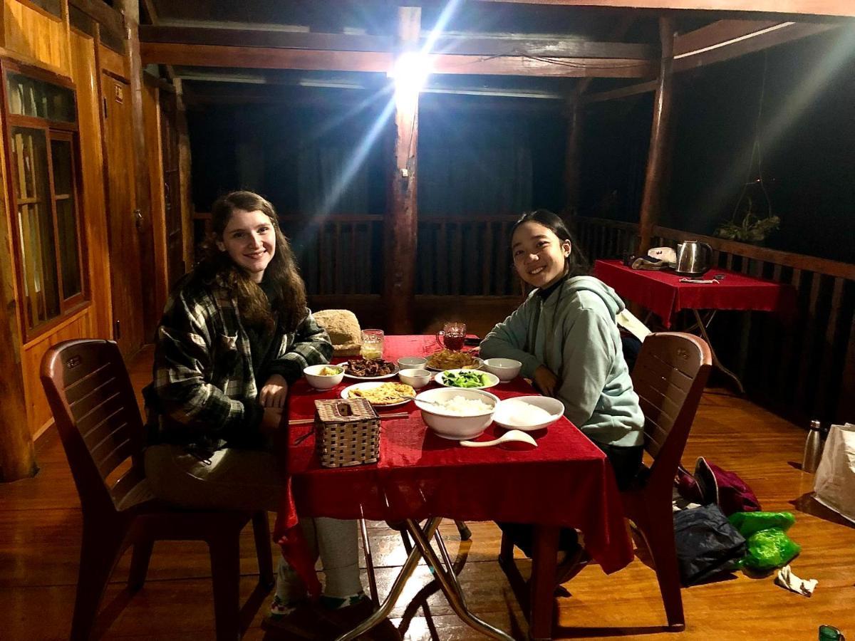 Ba Be Lake-Huyen Hao Homestay Bagian luar foto