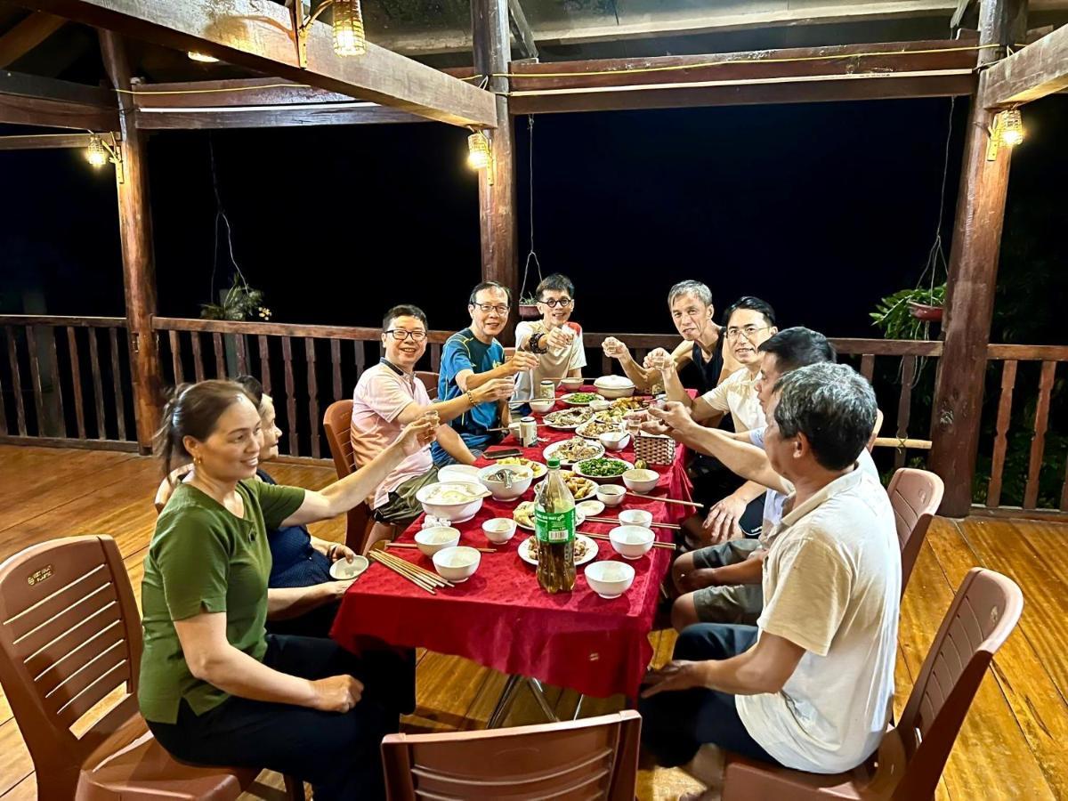 Ba Be Lake-Huyen Hao Homestay Bagian luar foto