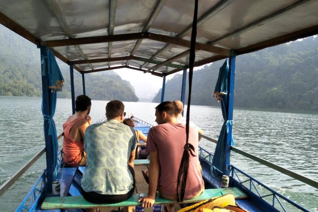 Ba Be Lake-Huyen Hao Homestay Bagian luar foto