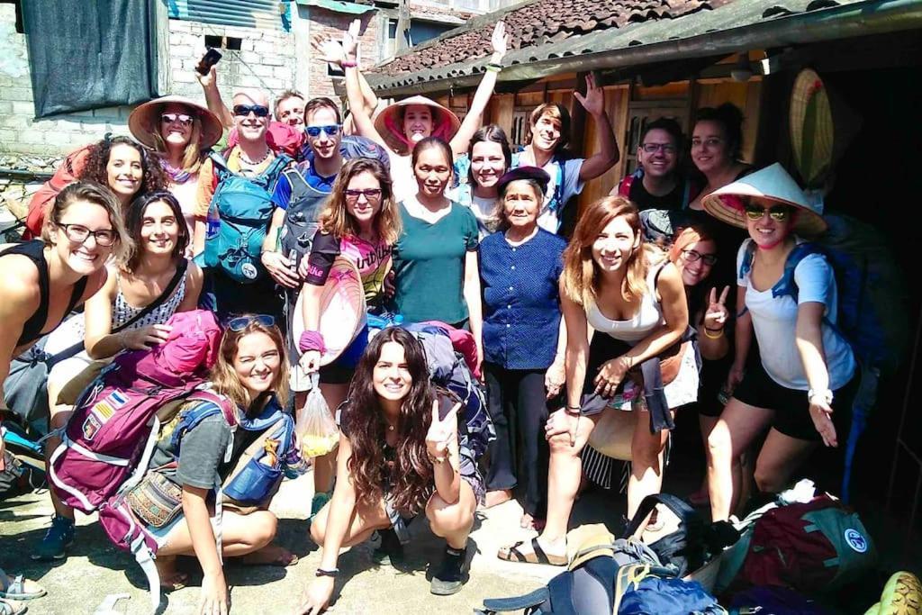 Ba Be Lake-Huyen Hao Homestay Bagian luar foto