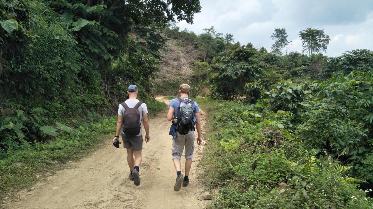 Ba Be Lake-Huyen Hao Homestay Bagian luar foto